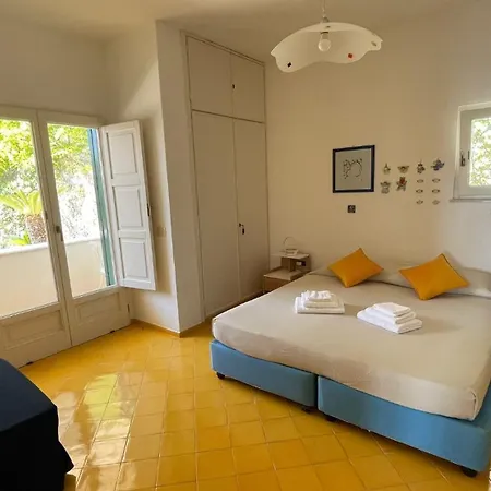 Villa Cala Del Maro