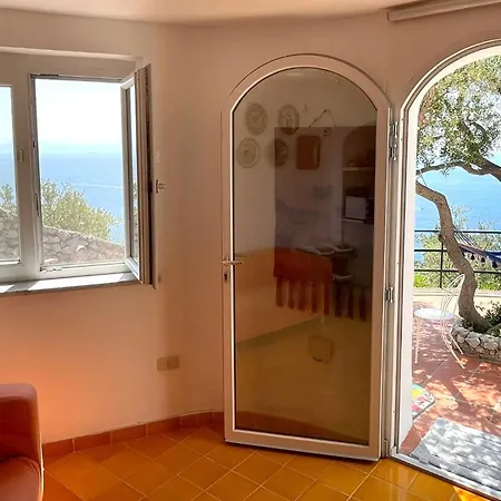 Cala Del Maro Villa Praiano